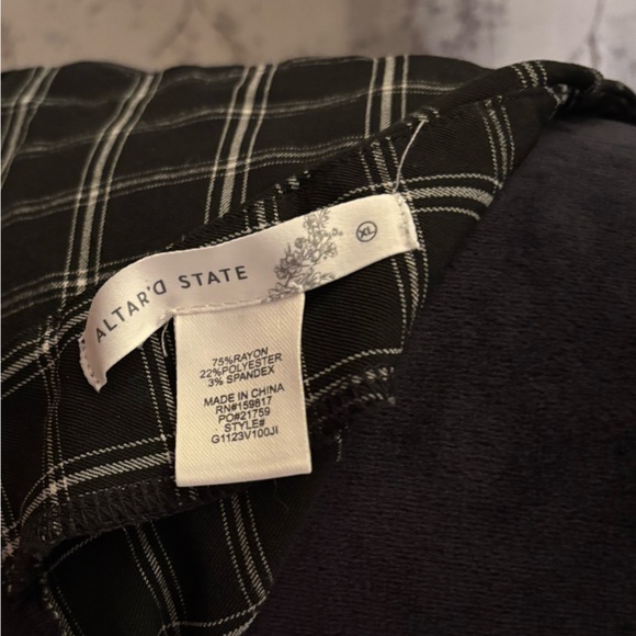Altard State Plaid Mini Skirt in XL - Picture 5 of 5